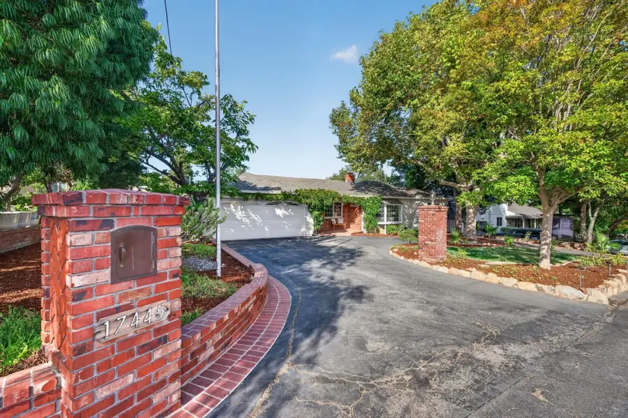 17445 Pleasant View Avenue, Monte Sereno, CA 95030 - #3