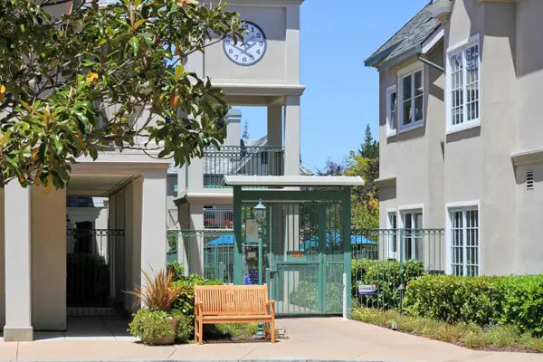 1 Edith Avenue  #D226, LOS ALTOS, CA 94022
