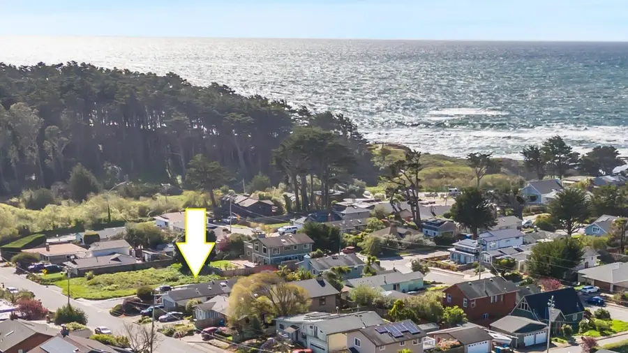 301 Beach Street, Moss Beach, CA 94038 - #2