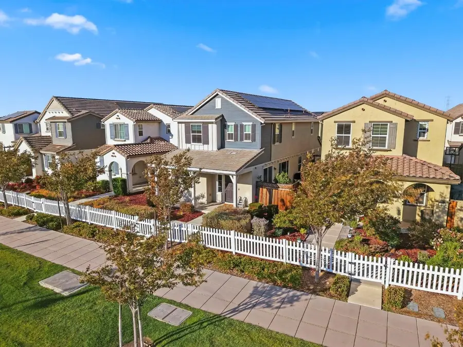 45 Central Parkway, Mountain House, CA 95391 - #2
