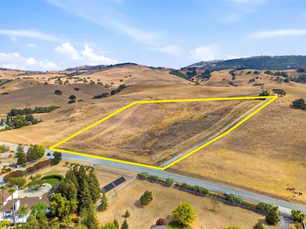 12800 New Avenue, SAN MARTIN, CA 95046