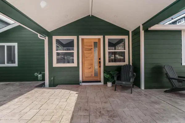 580 Paloma Avenue, Pacifica, CA 94044