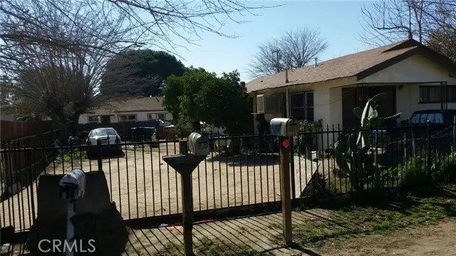 1917 Pacific Street, Bakersfield, CA 93305 - #2