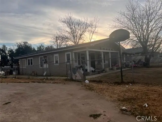 2117 Kentucky Street, Bakersfield, CA 93305 - #1