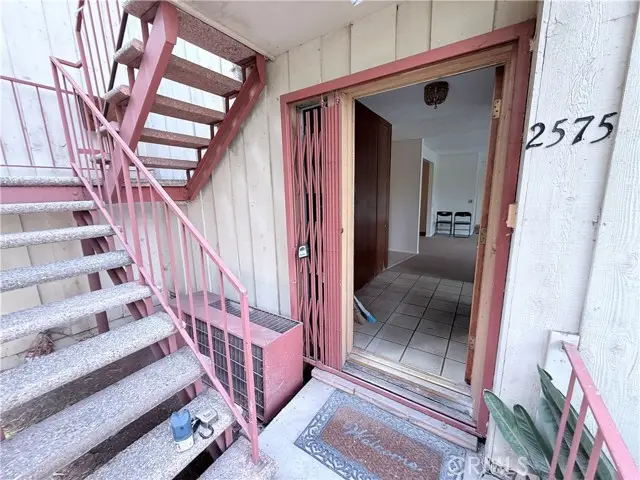 2575 Riverside Terrace, Los Angeles, CA 90039 - Image #3