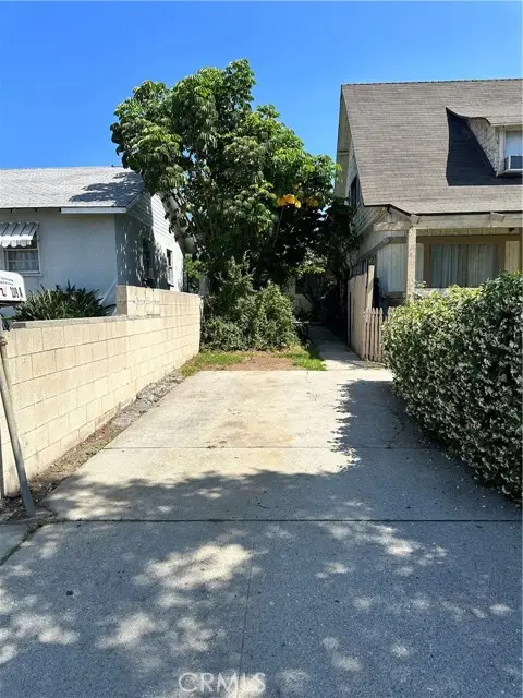 239 Olive Avenue, Monrovia, CA 91016
