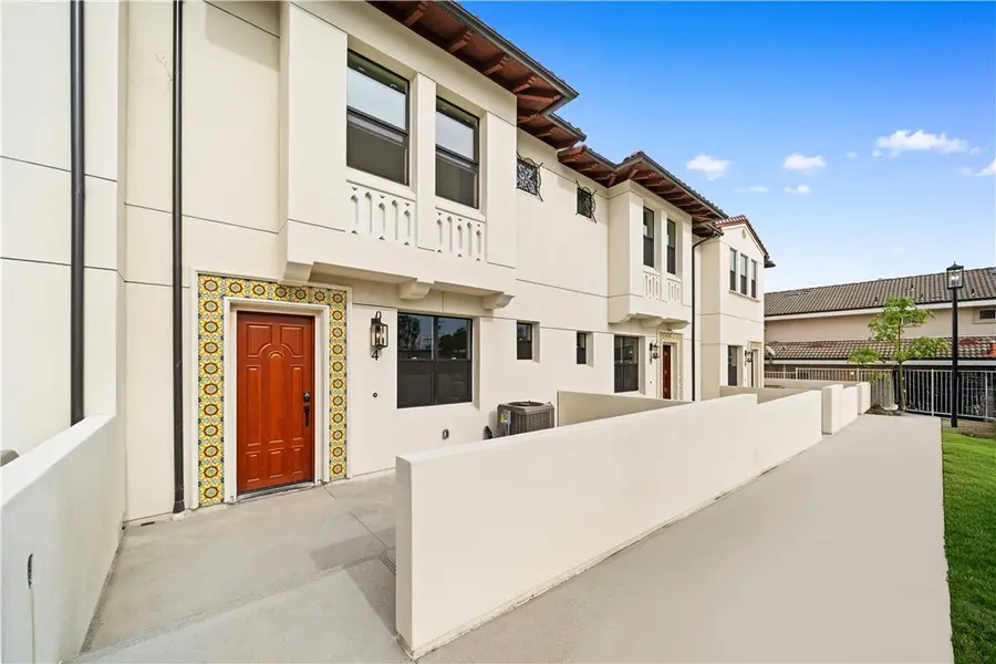 126 New Avenue  #4, Monterey Park, CA 91755 - Image #3