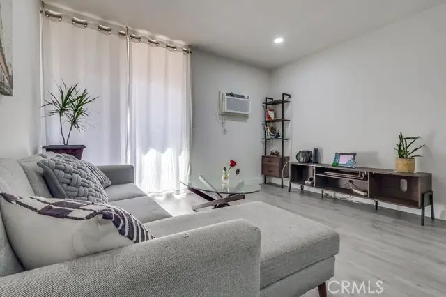 425 Kenmore Avenue Avenue  #306, Los Angeles, CA 90020 - #2