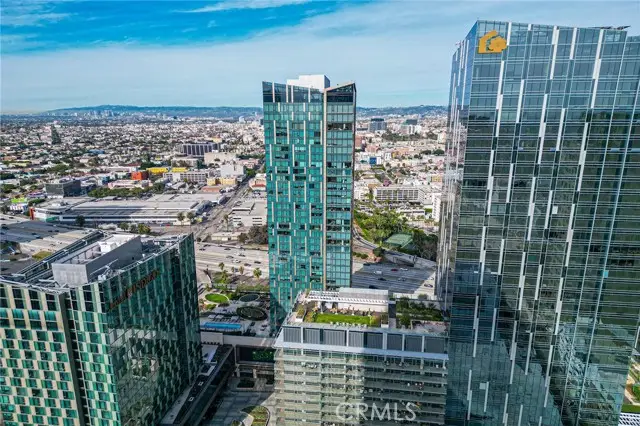 889 Francisco Street  #3205, Los Angeles, CA 90017 - Image #2