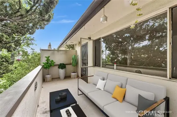 305 Raymondale Drive  #L, South Pasadena, CA 91030