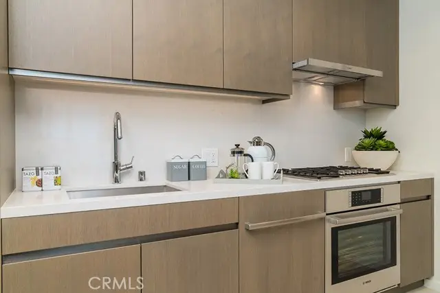 889 Francisco Street  #2805, Los Angeles, CA 90017 - #3