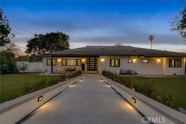 3890 Shadow Grove Road, Pasadena, CA 91107