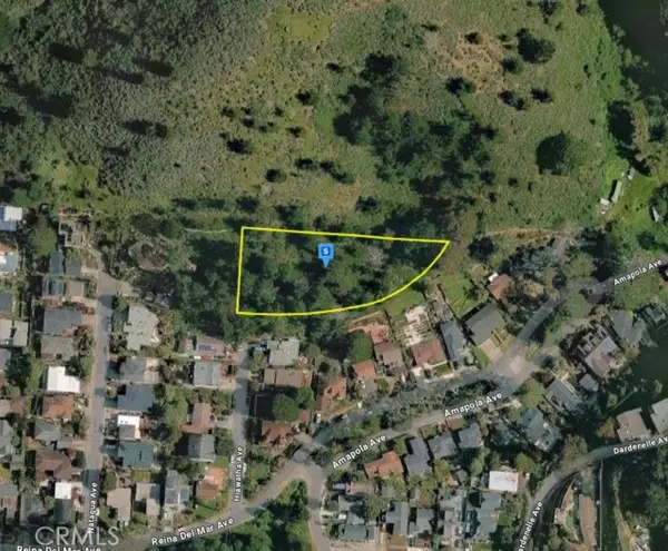 141 Hiawatha Avenue, Pacifica, CA 94044