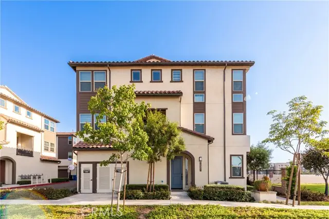 10301 Triple Crown Lane, Los Alamitos, CA 90720 - #1