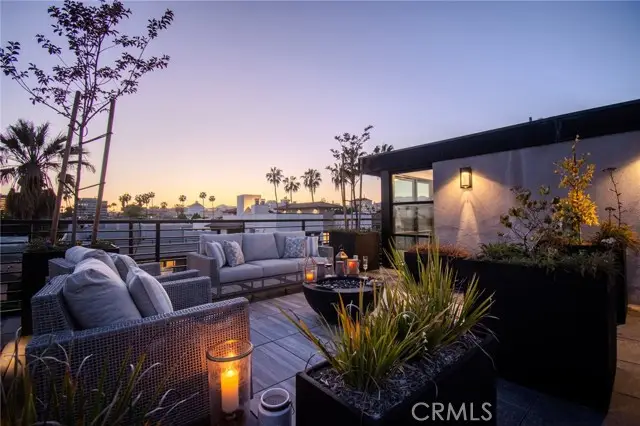 150 Oak Knoll  #202, Pasadena, CA 91101 - #2
