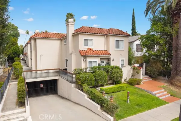 102 Harkness Avenue  #G, Pasadena, CA 91106