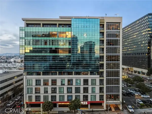 3223 6th Street  #1006, Los Angeles, CA 90020