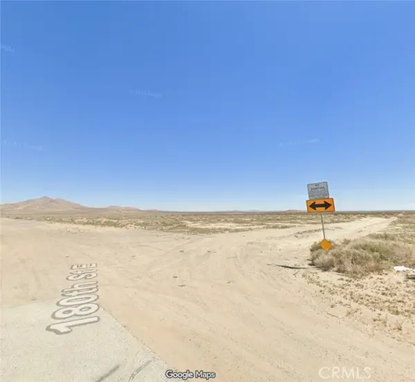180 St E, Palmdale, CA 93591