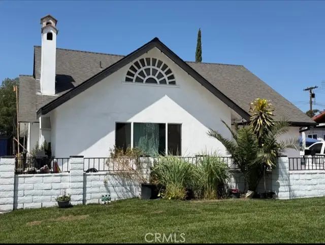 1161 La Cadena, Colton, CA 92324 - #2