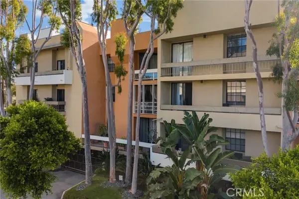 740 Kings Road  #208, Los Angeles, CA 90069