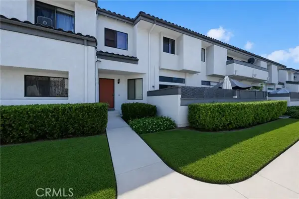 32 Brownfield Lane, Pomona, CA 91766