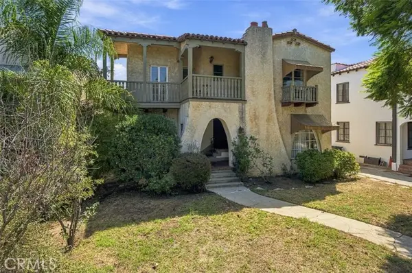 1118 Sycamore, Los Angeles, CA 90019