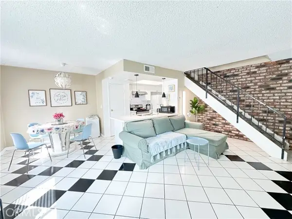 18125 Via Amorosa  #3, Rowland Heights, CA 91748