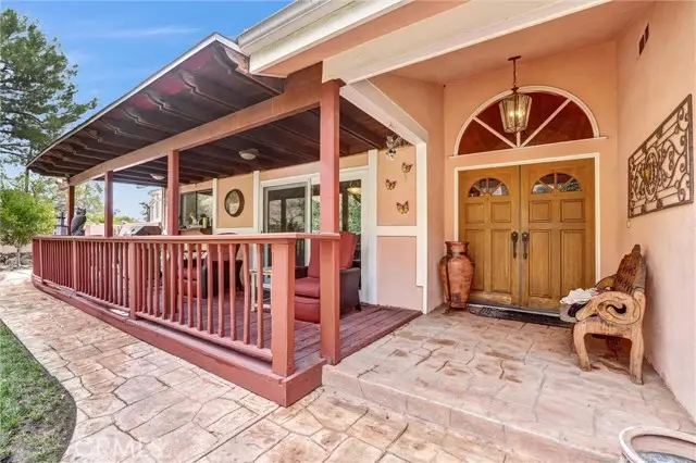 8530 Vine Valley, Sun Valley, CA 91352 - Image #3