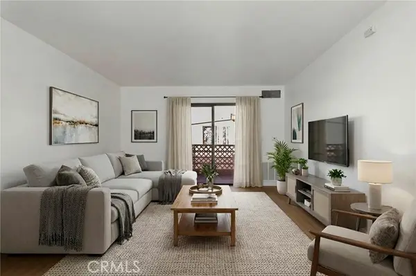 6815 Remmet  #311, Canoga Park, CA 91303