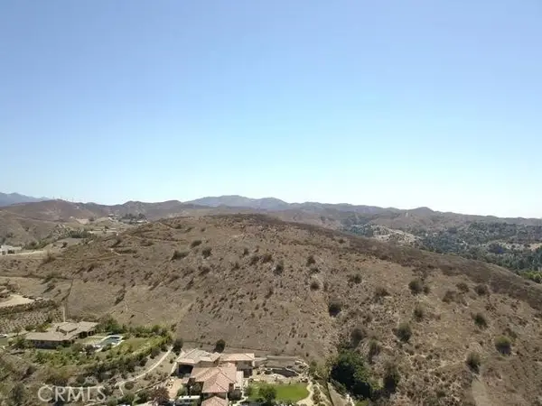 10600 Helen Avenue, Sunland, CA 91040