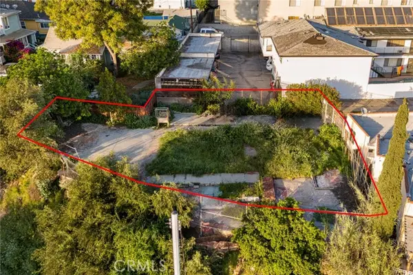 133 Avenue 64, Los Angeles, CA 90042