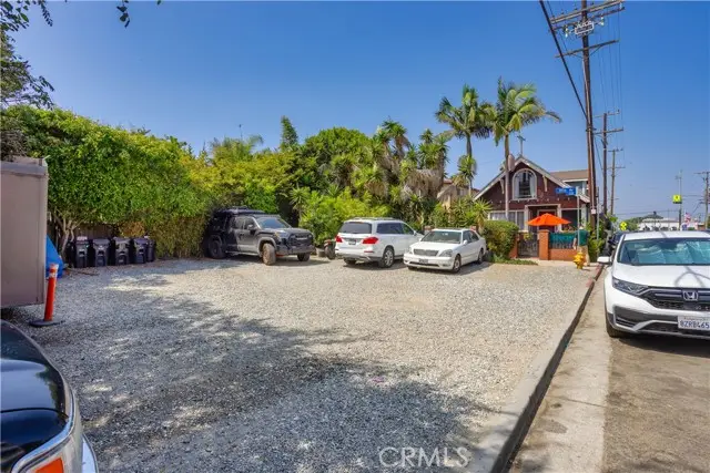 1909 Pacific Avenue, Venice, CA 90291 - #1