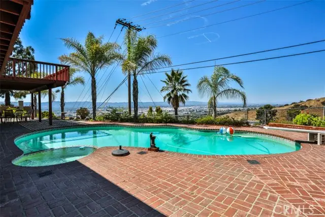 3003 Mesa Verde Drive, Burbank, CA 91504 - #1