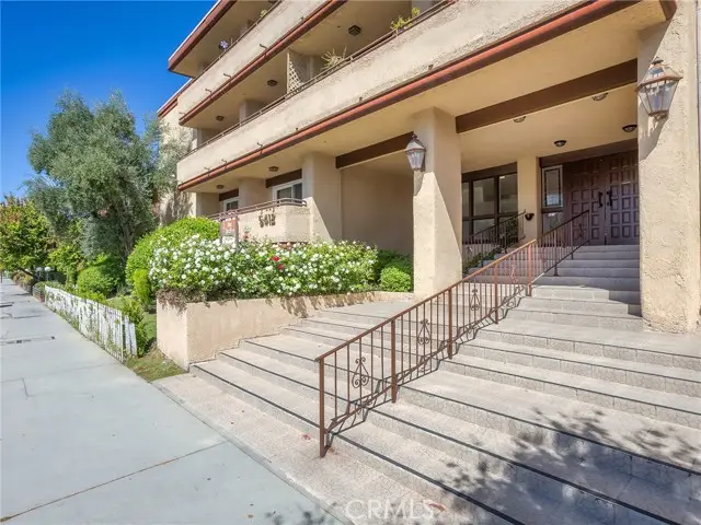 5412 Lindley Avenue  #108, Encino, CA 91316 - #3