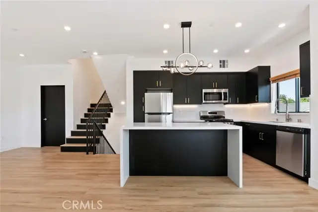 2633 Cochran, Los Angeles, CA 90016 - #2