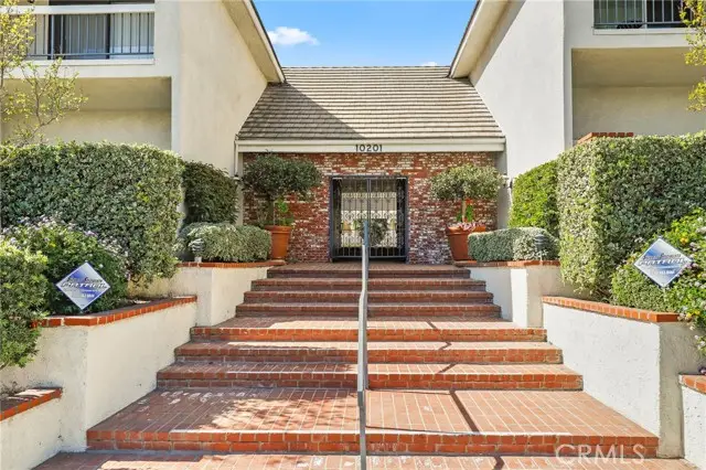 10201 Mason Avenue  #19, Chatsworth, CA 91311 - #1