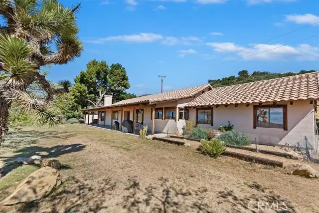 9060 Yucca Hills, Santa Clarita, CA 91390 - #1