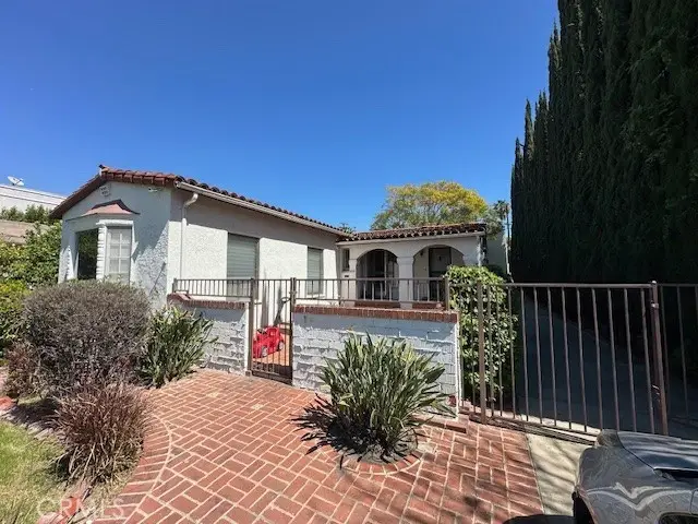 1028 San Rafael, Glendale, CA 91202 - #2