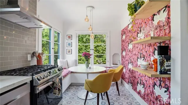 270 Clinton, Pasadena, CA 91103 - #3