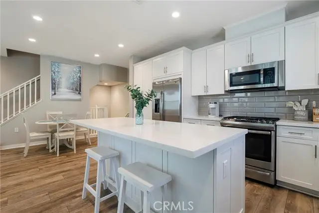 19536 Cardin Place, Northridge, CA 91324 - #3