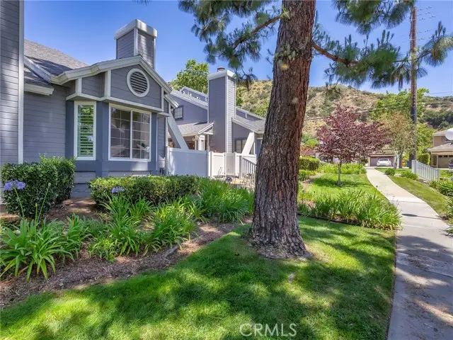 242 Spruce Court, Azusa, CA 91702 - #3