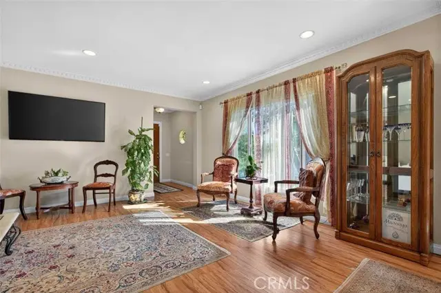 820 Kenneth, Burbank, CA 91501 - #2