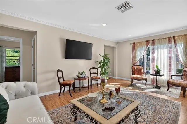 820 Kenneth, Burbank, CA 91501 - #3