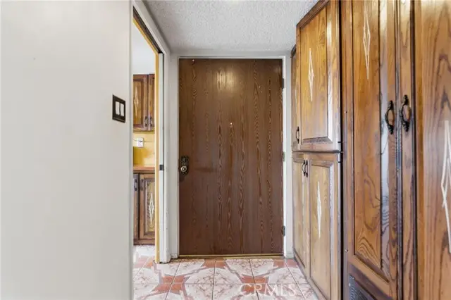 605 Redondo  #304, Long Beach, CA 90814 - #3