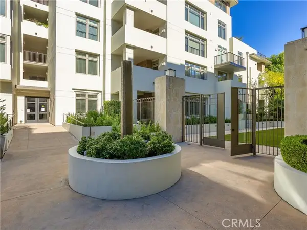 920 Granite Drive  #213, Pasadena, CA 91101