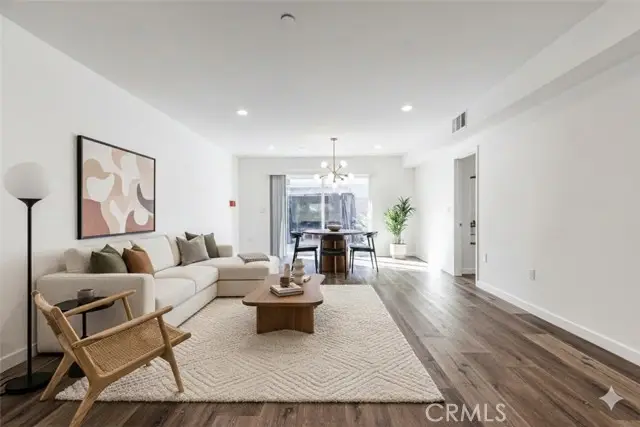 1121 Berendo, Los Angeles, CA 90006 - #3