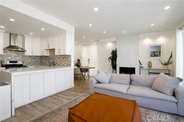 11723 Goshen Avenue  #103, Los Angeles, CA 90049 - #2