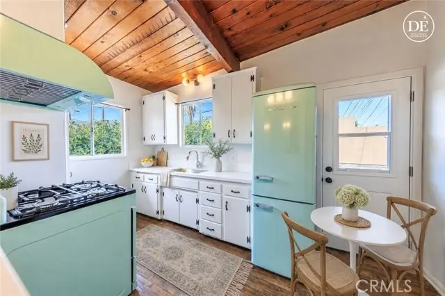 5629 Cleon, North Hollywood, CA 91601 - #2