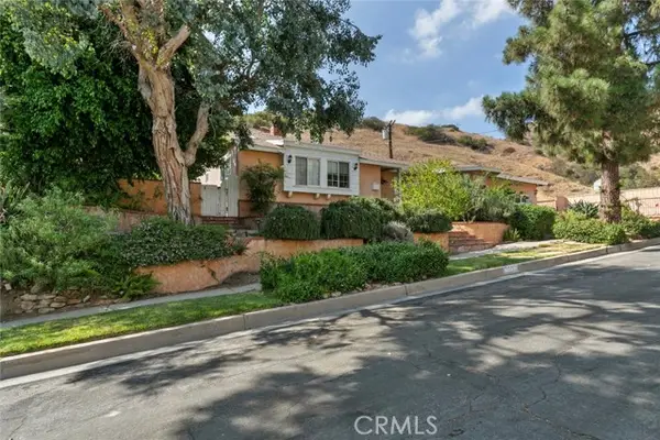 8515 Petaluma, Sun Valley, CA 91352