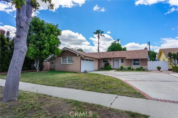 21000 Elkwood, Canoga Park, CA 91304